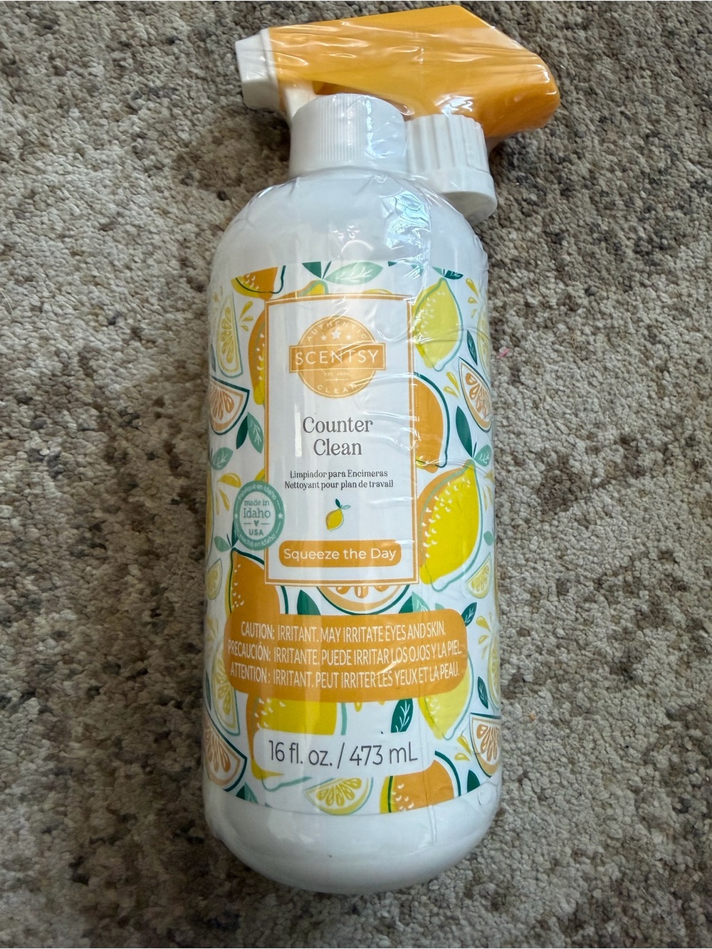 Scentsy Counter Clean Spray - Yellow & White Citrus Label